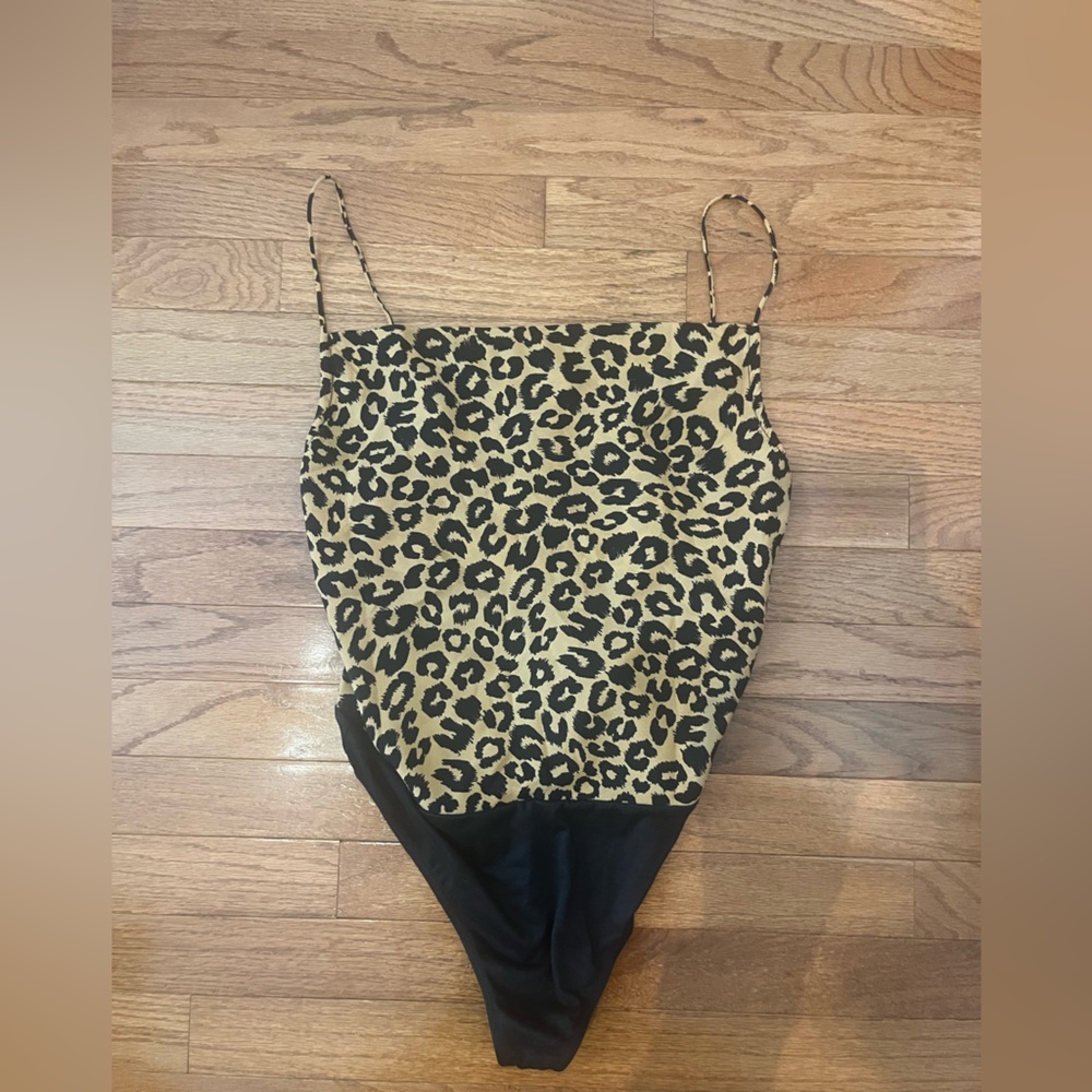 Leopard print body suit new with tags- adjustable straps!